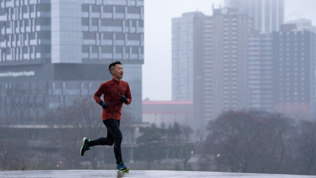 Toronto weather: rainfall warning in effect [Video]