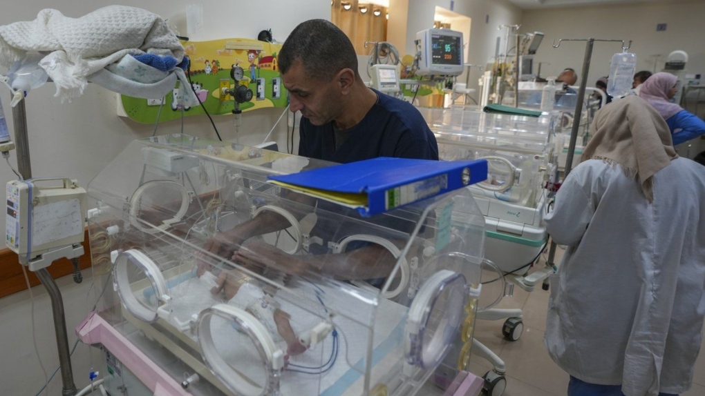 Gaza war news: Infant dies from winter exposure [Video]