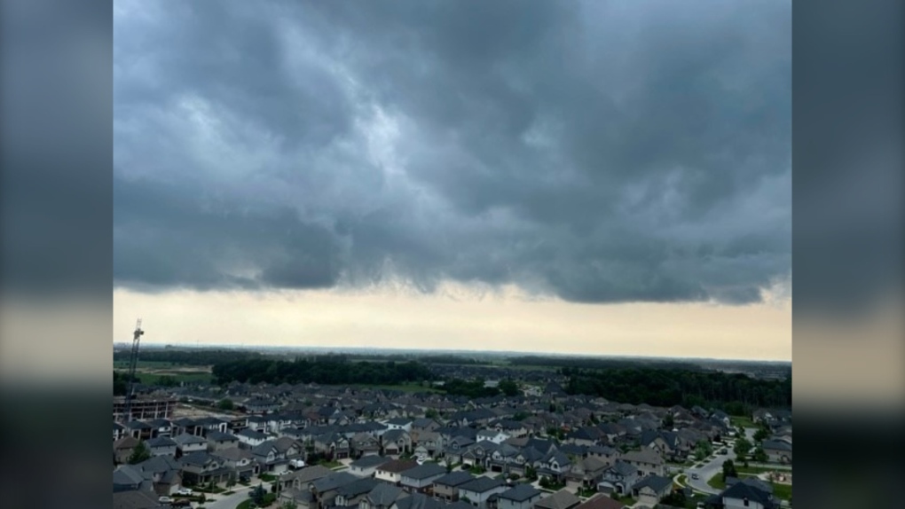 London is under a rainfall warning [Video]