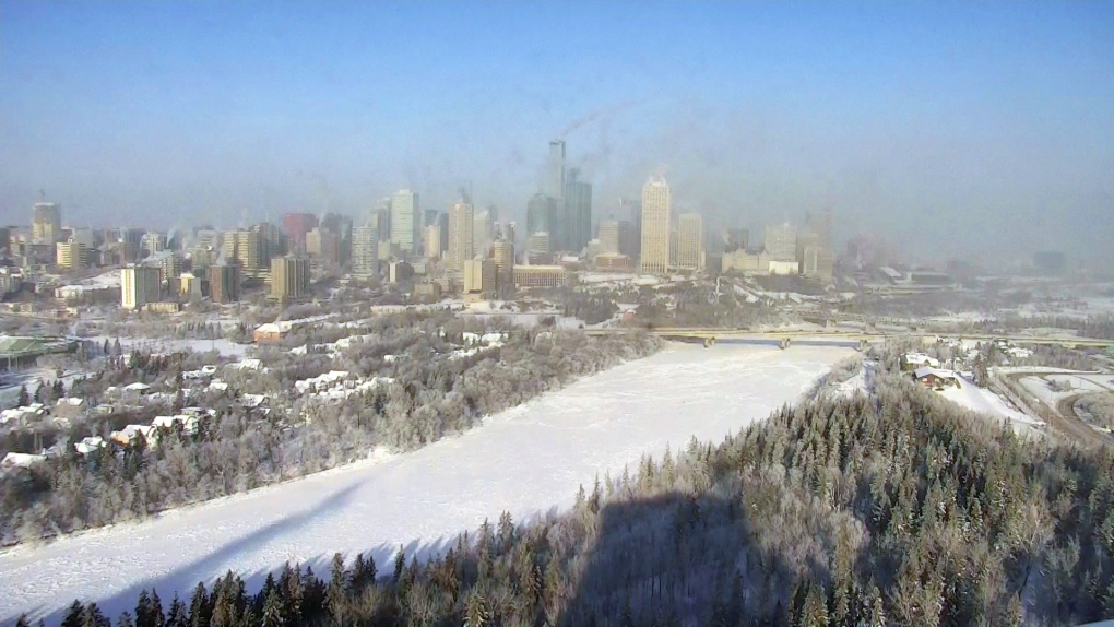 Edmonton to start up cold weather response plan Monday morning [Video]