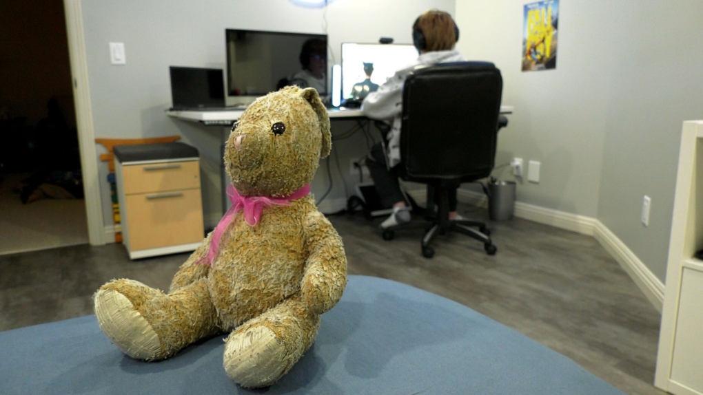 Calgary kids in hospital benefit from stuffed animals [Video]