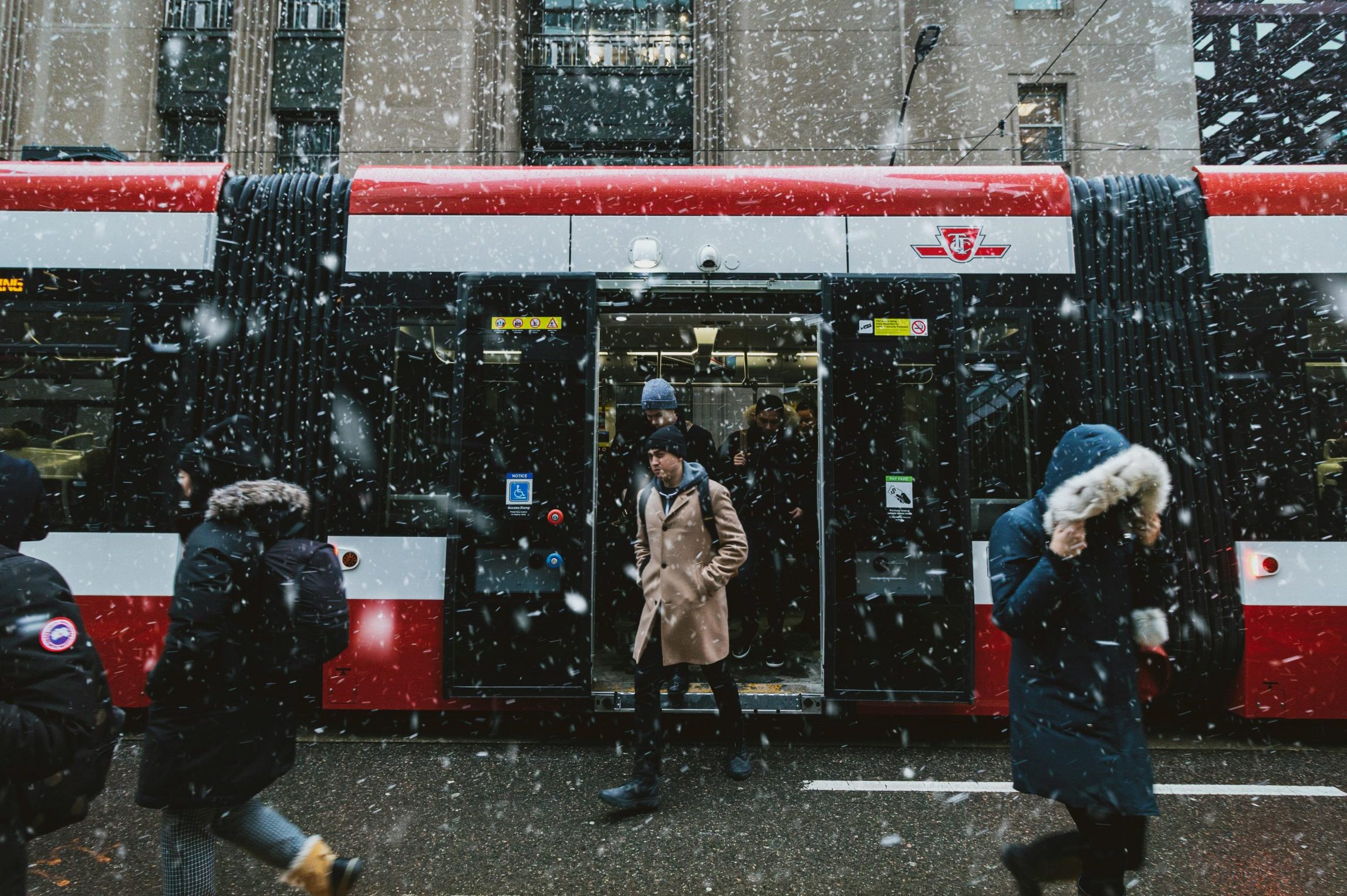 Dec. 31 weather: Snow and rain on New Year’s Eve in southern Ontario [Video]