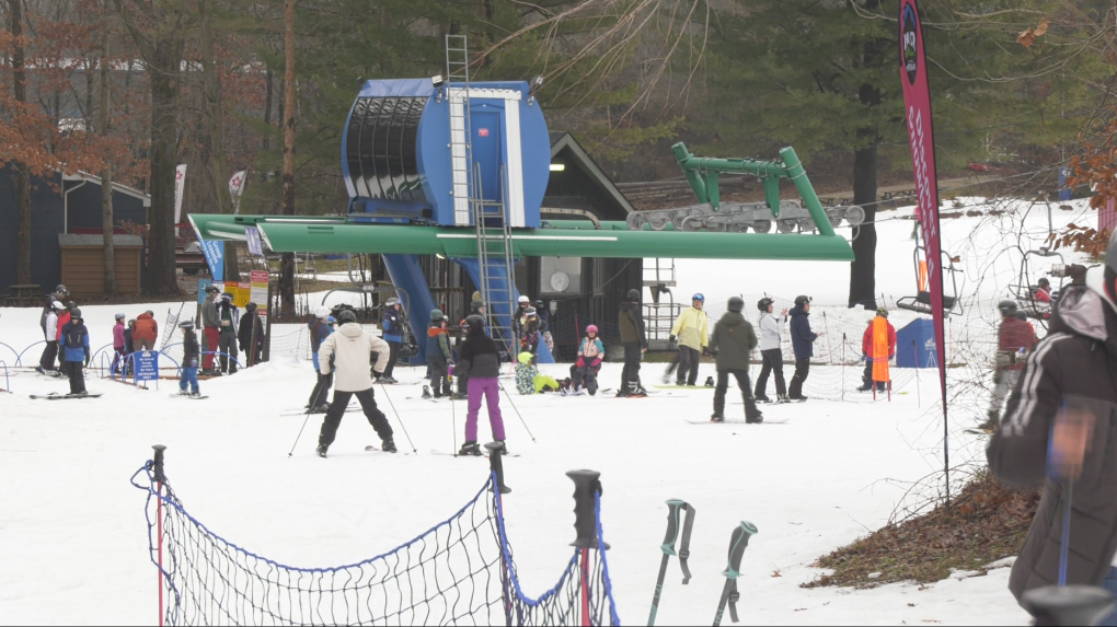 Boler Mountain remains in full swing despite milder weather [Video]