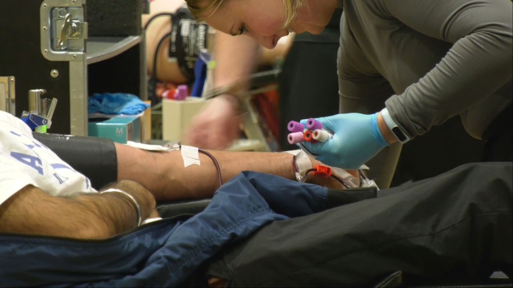 Canadian Blood Services team with Calgary Muslim youth on blood drive [Video]