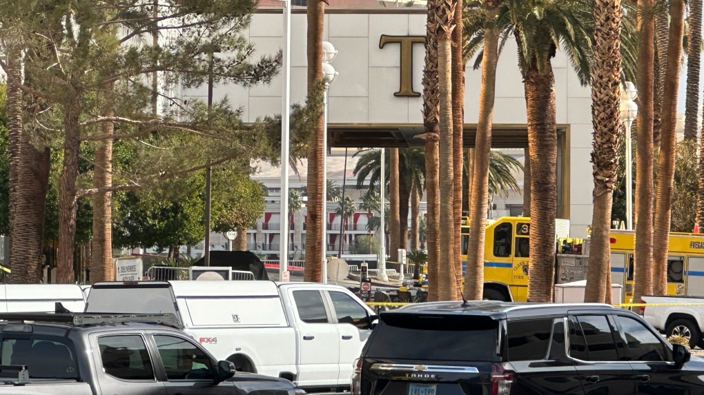 Trump hotel Las Vegas: 1 dead after vehicle catches fire [Video]