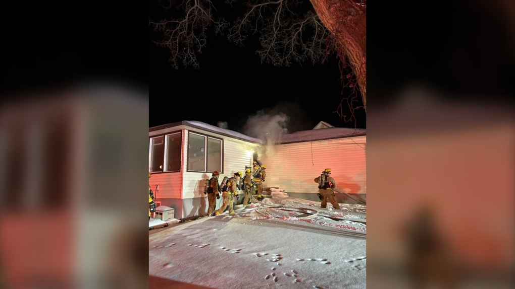 No injuries in early morning Regina house fire [Video]