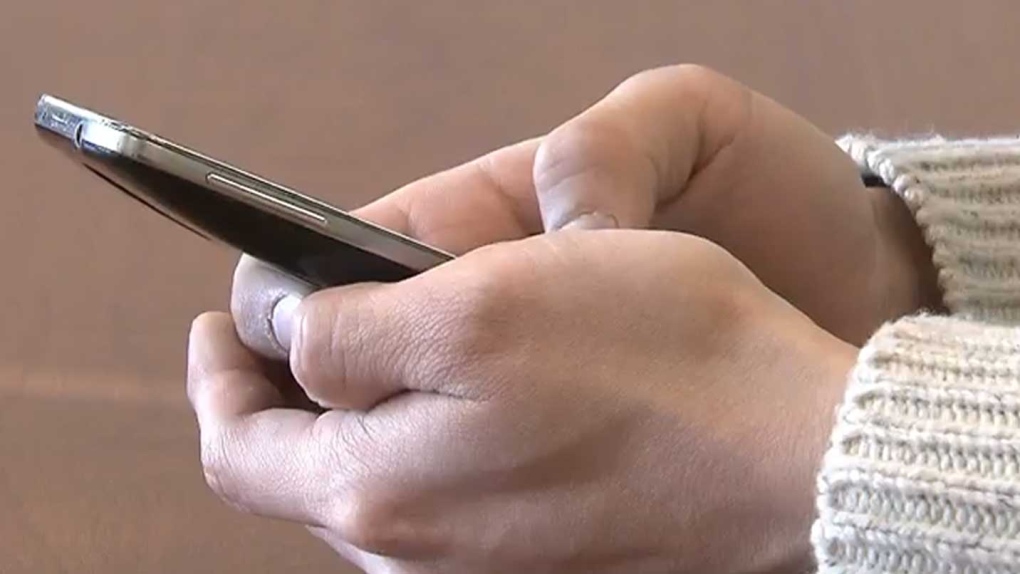 Some Port Coquitlam residents frustrated with poor cell service [Video]