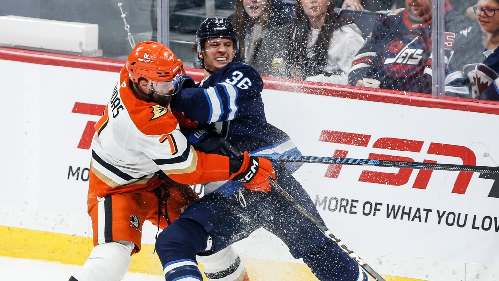 Anaheim Ducks edge Winnipeg Jets 4-3 in overtime [Video]