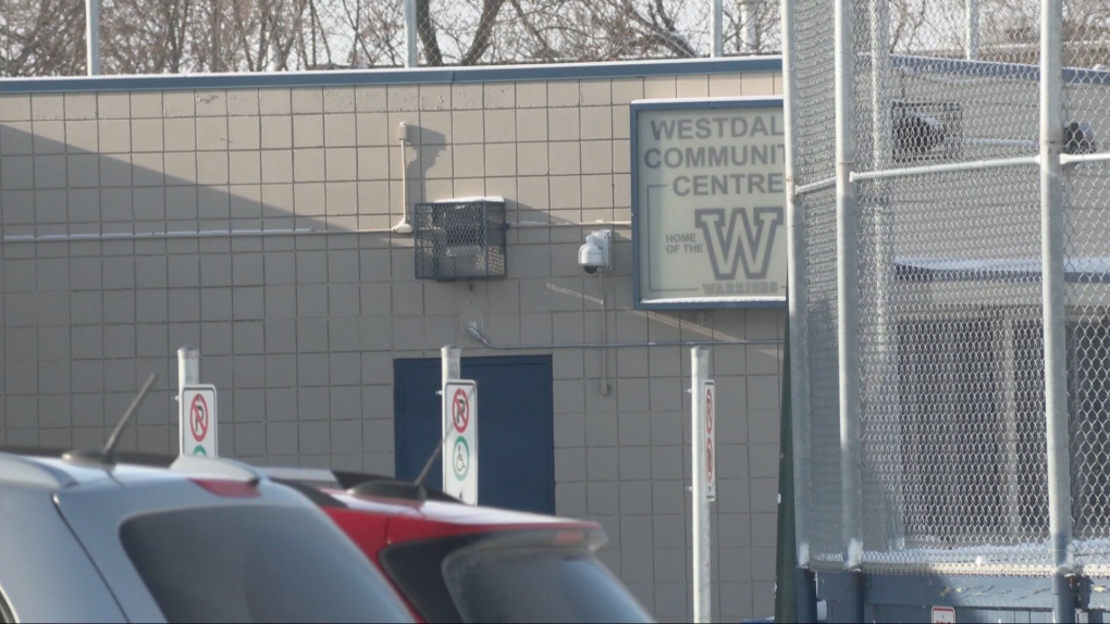 Winnipeg news: Hateful graffiti sprayed on community centre [Video]