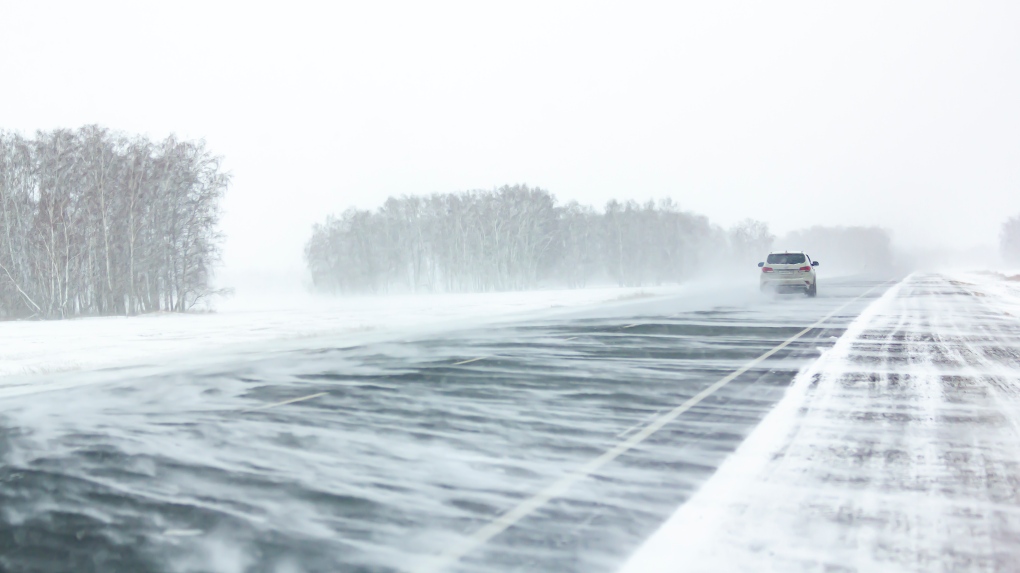 Snow squall warning in midwestern Ontario [Video]