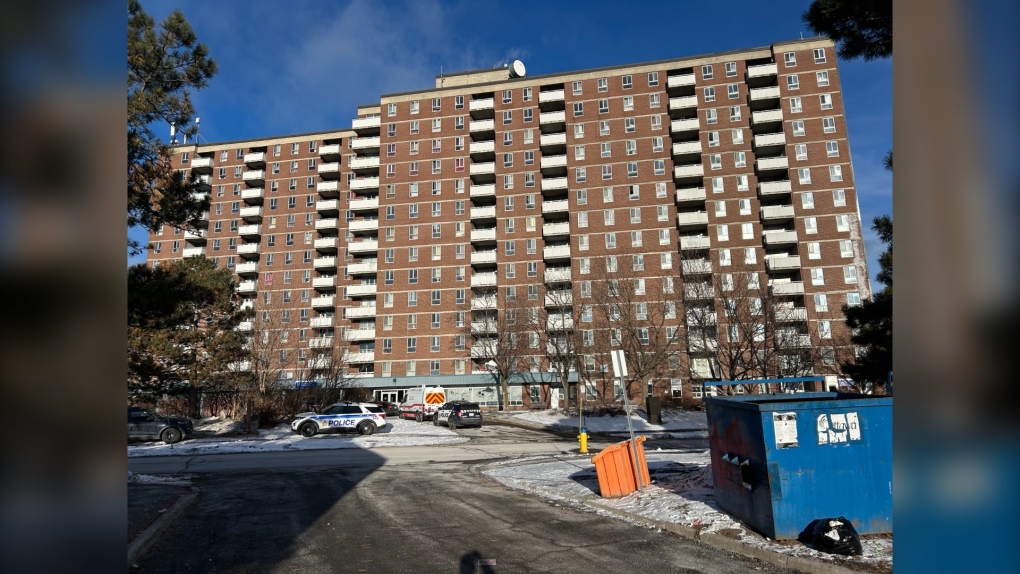 Four women taken to hospital following highrise fire on Ramsey Crescent [Video]