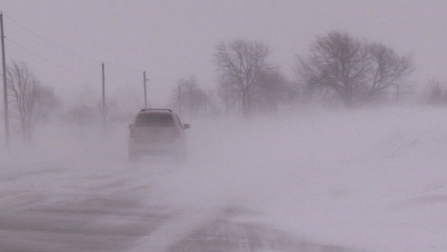 Snow storm postpones hockey games [Video]