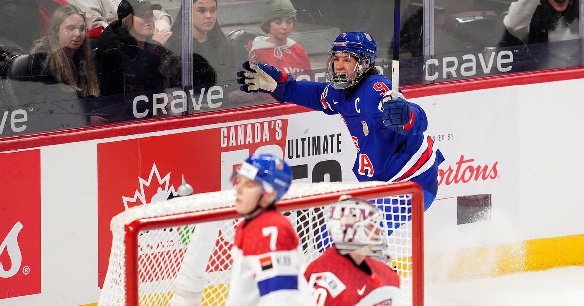 US beats Czechia 4-1 to set up world junior hockey final against Finland  Boston 25 News [Video]