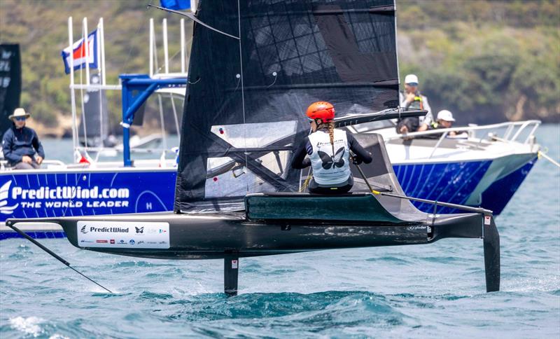 PredictWind Moth World Championship at Manly Sailing Club Day 2 [Video]