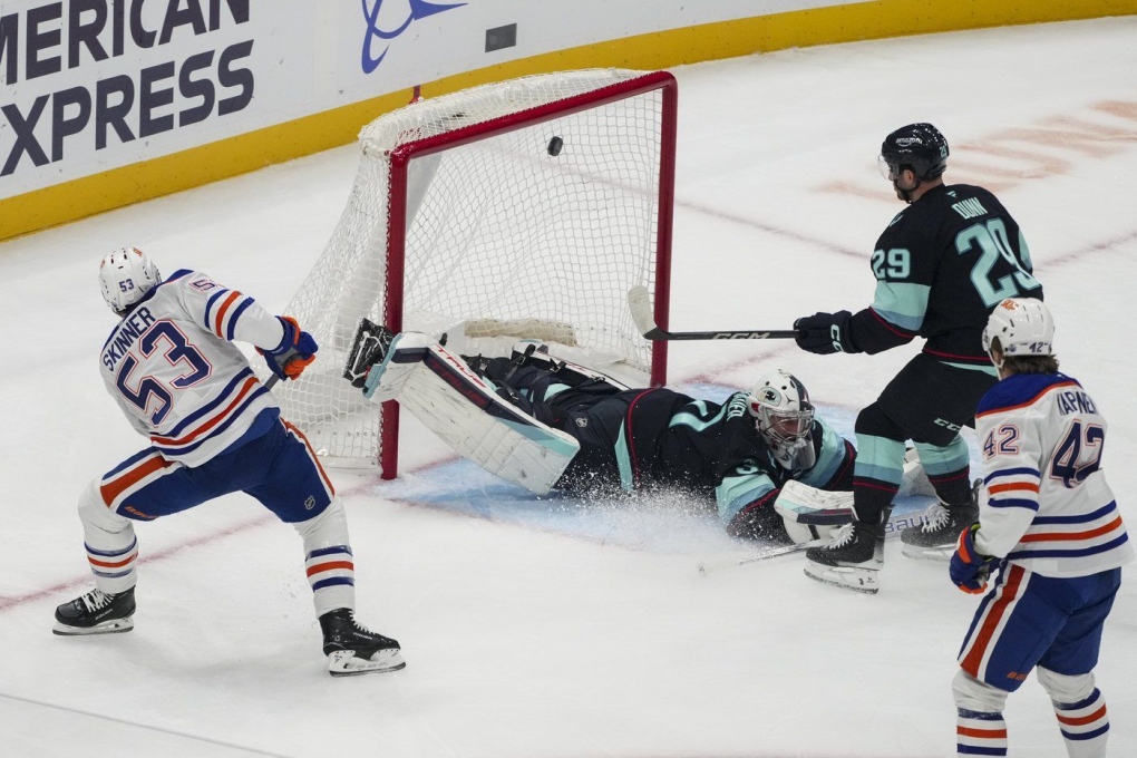 Edmonton Oilers defeat Seattle Kraken 4-2 [Video]