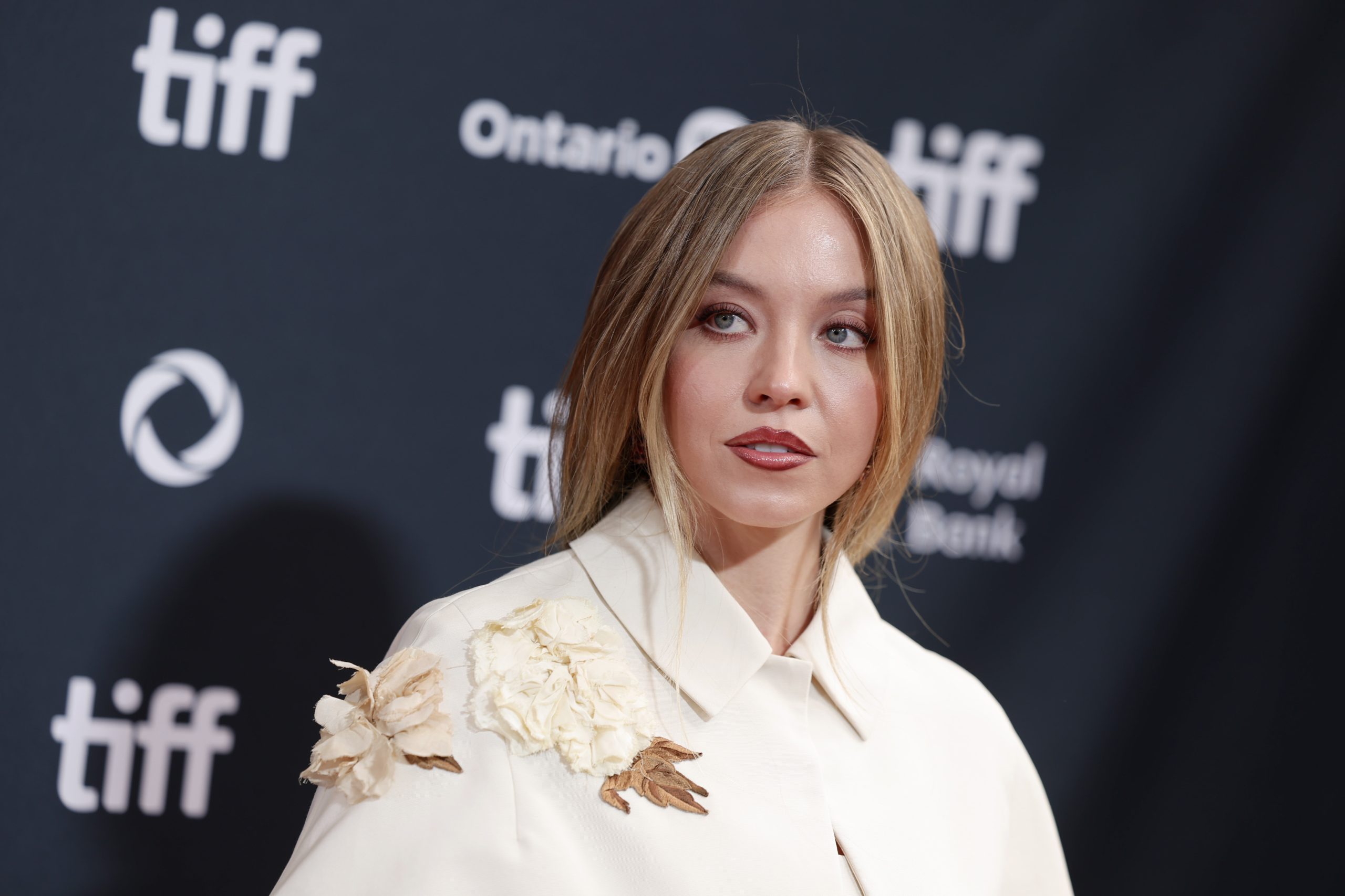 The Housemaid Heads Into Production With Amanda Seyfried and Sydney Sweeney [Video]