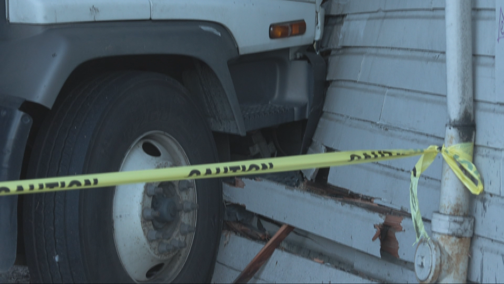 Truck crashes into East Vancouver building [Video]