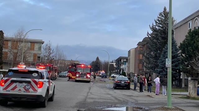 Kelowna news: Apartment fire knocked down [Video]