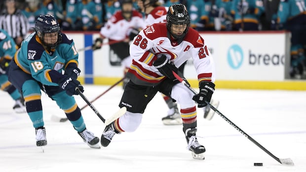 Emily Clark lifts Ottawa Charge past New York Sirens [Video]