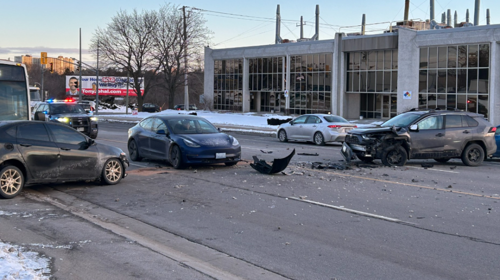 Roads reopened in Kitchener following two-vehicle crash [Video]