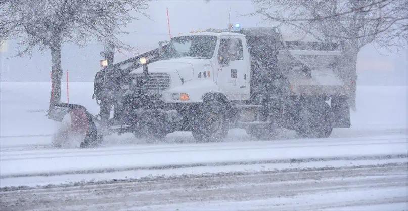 Another 15 cm on the way as more snow squall warnings issued in southern Ontario [Video]