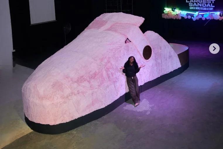 Designer creates world’s largest sandal in Nigeria [Video]