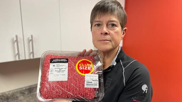 CBC investigation uncovers grocers overcharging customers by selling underweighted meat [Video]