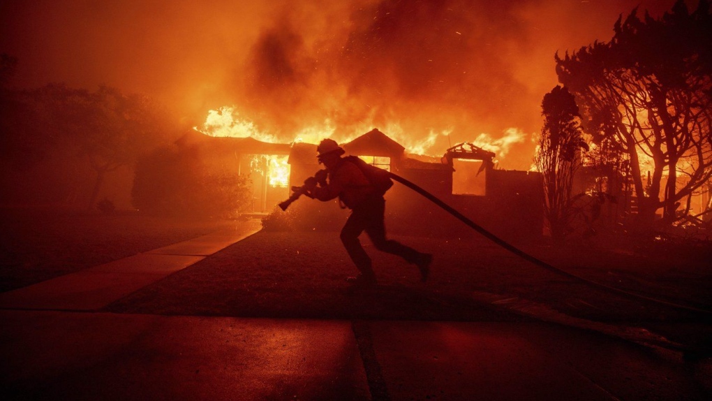 B.C. crews help fight devastating wildfires in Los Angeles [Video]