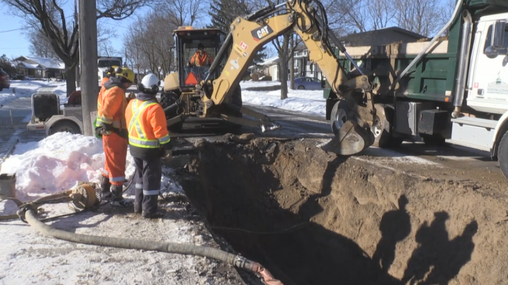 Cold weather blamed for multiple watermain breaks in Kitchener [Video]