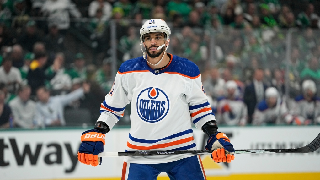 Oilers: Evander Kane undergoes successful knee surgery [Video]