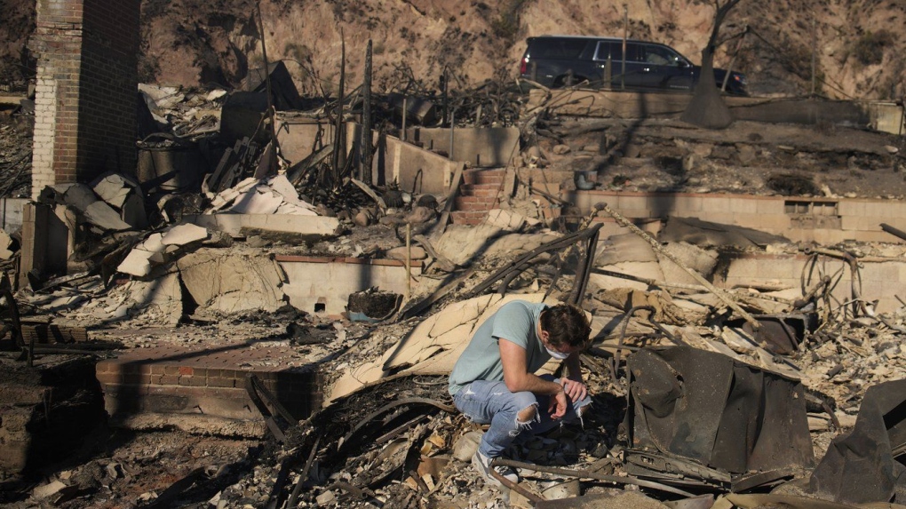 L.A. wildfires: Families return to smoldering homes [Video]