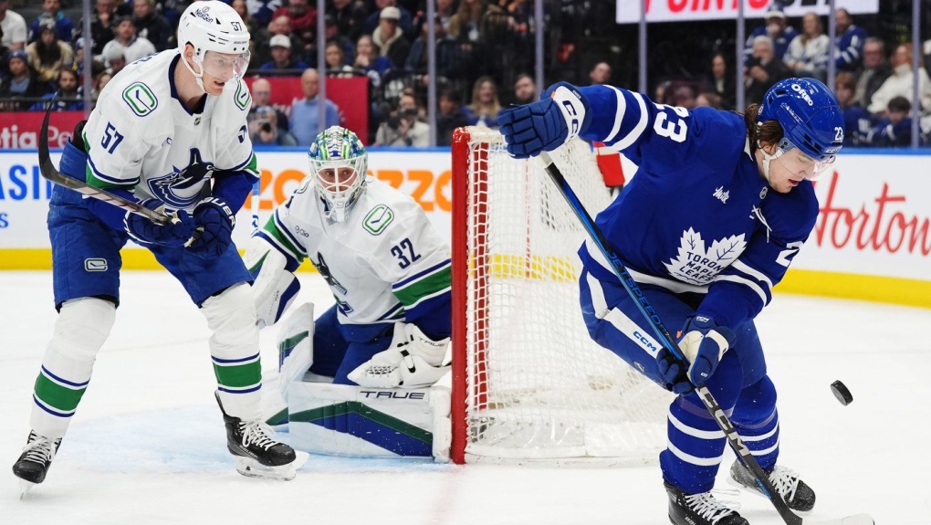 Canucks down Maple Leafs 3-0 [Video]