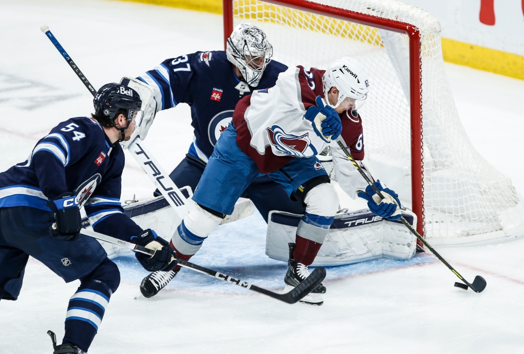 Jets keen to lean on solid defence, Hellebuyck [Video]