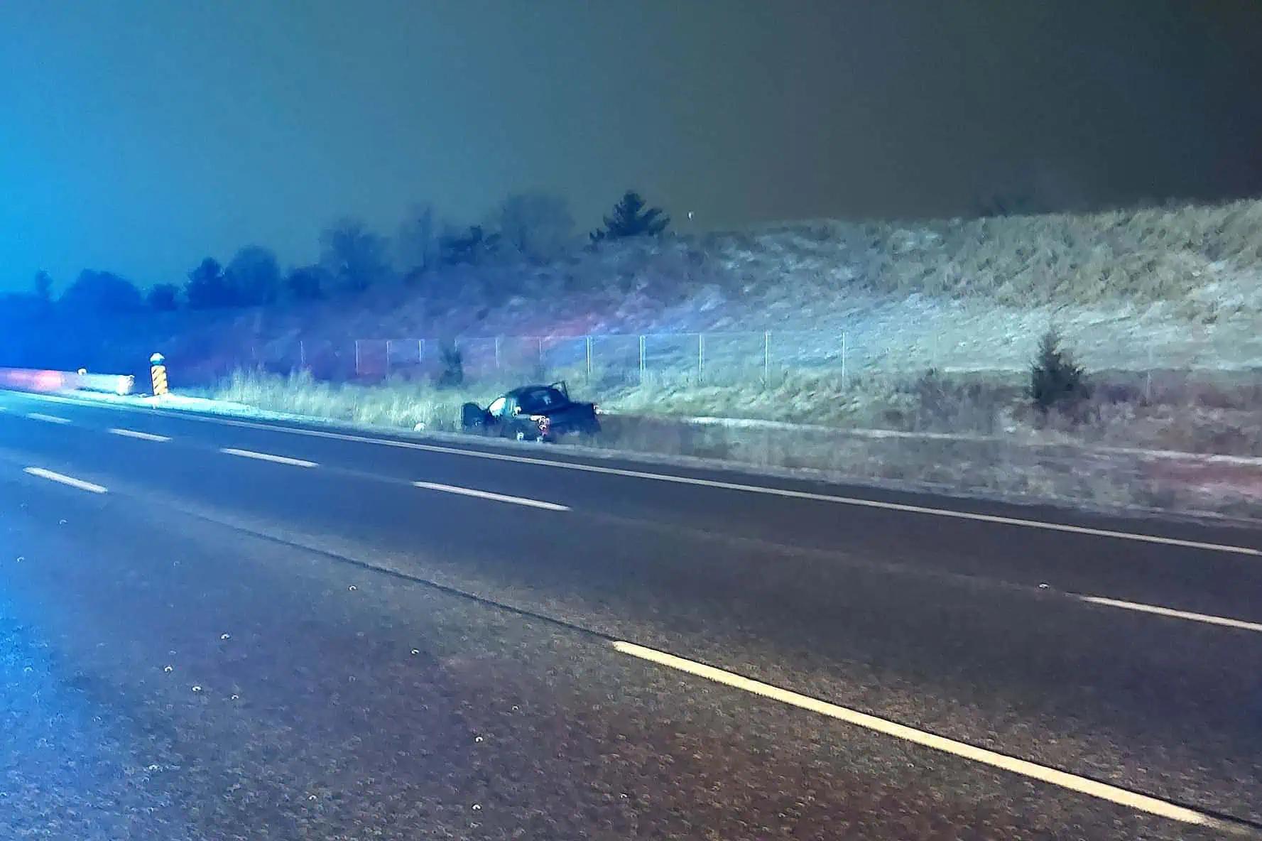 UPDATE: 9-year-old boy dies in crash on the QEW in Oakville, Ontario [Video]