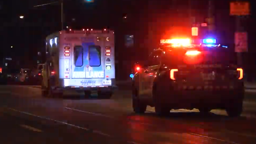 Toronto police investigating 2 Etobicoke stabbings [Video]