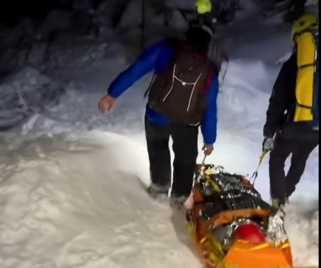 Woman rescued from West Vancouver trail after bum sliding goes wrong – BC [Video]