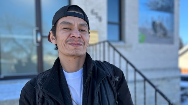 Self-taught artist from northern Manitoba unveils new mural in Winnipeg’s North End [Video]