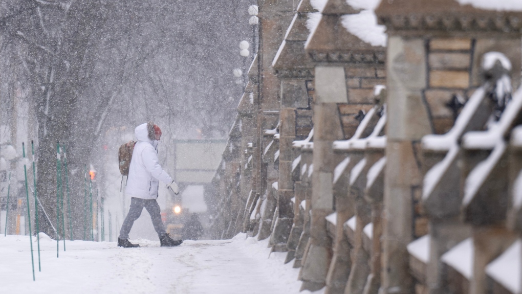 Ottawa weather: Environment Canada lifts winter weather travel warning [Video]