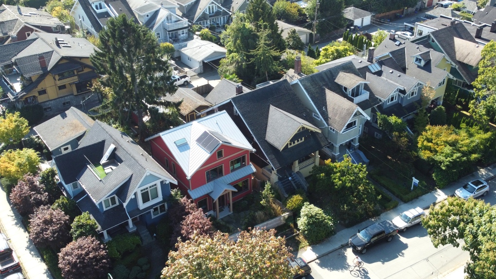 Metro Vancouver’s housing market worsens, now pricing out even high earners: report [Video]