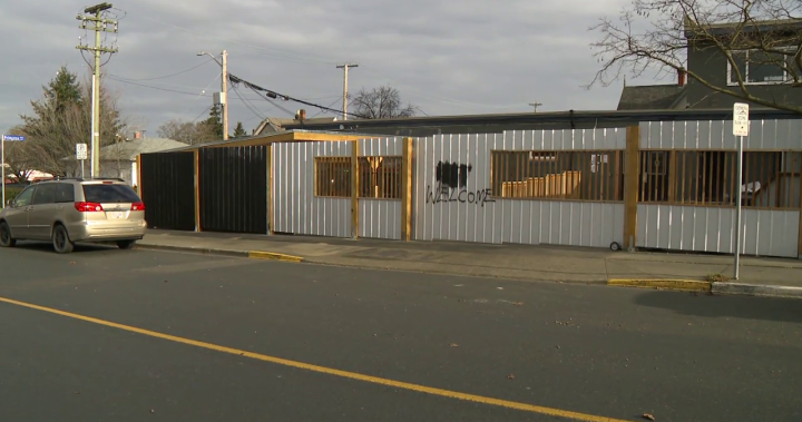 More controversy involving outreach facility in Victoria with new structure built – BC [Video]