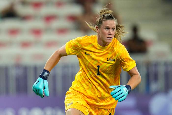 Goalkeeper Alyssa Naeher wins 2024 US Soccer Female Player of the Year [Video]