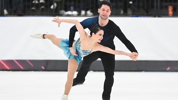 World champions Stellato-Dudek, Deschamps skate to 3rd straight pairs national title [Video]