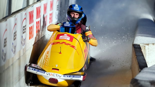 Germany’s Friedrich wins bobsleigh gold, his 100th at the World Cup and world championship levels [Video]