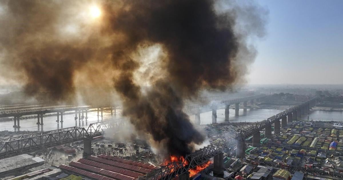 Fire burns through multiple tents at Maha Kumbh festival but causes no injuries [Video]