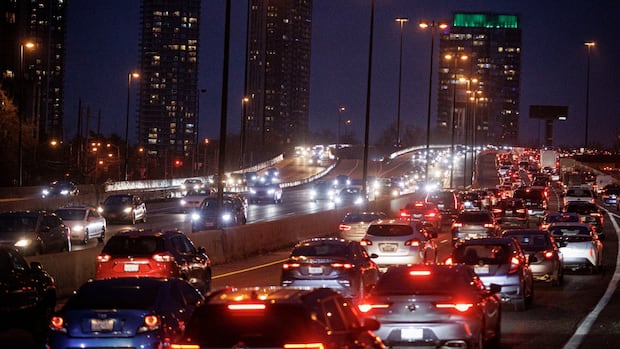 Congestion already costs Toronto drivers time and money. Here’s how tolls could help [Video]