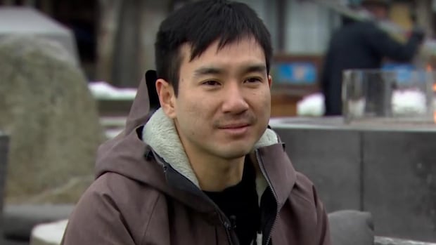 Pardoned Jan. 6 rioter, detained in Canada after seeking asylum here, returns to U.S. [Video]