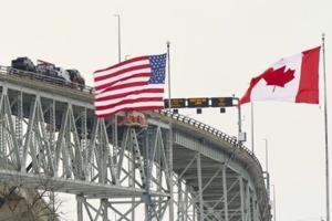 Failing marriage: Canadian border cities dismayed by US trade rift [Video]