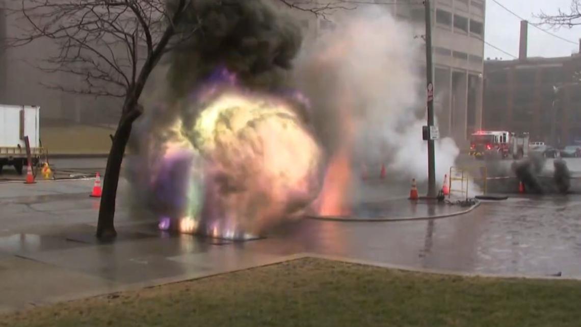 Cleveland Fire responds to blaze outside The Justice Center [Video]