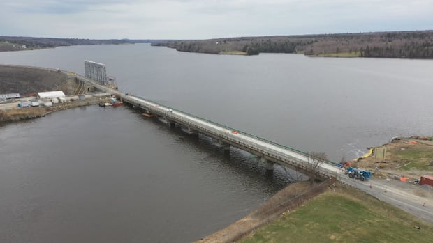 More delays to N.B. bridge work likely amid internal trade fight [Video]