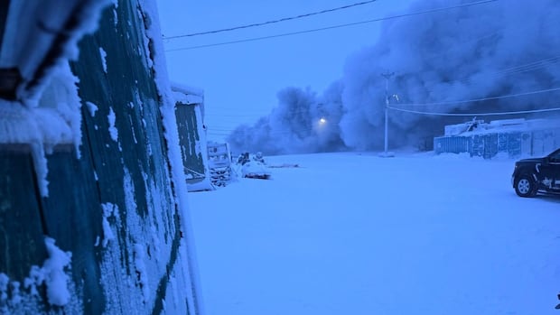 Fire consumes arena, circus and performing arts space in Igloolik, Nunavut [Video]